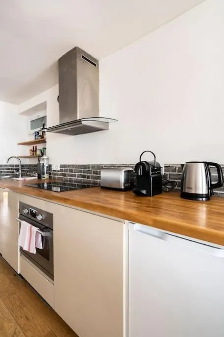 Apt Moderne Renove Et Spacieux, Au Coeur De 파리 프랑스